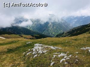 [P11] Norii jucausi intregesc imaginea impadurita a muntilor » foto by noi doi
 - 
<span class="allrVoted glyphicon glyphicon-heart hidden" id="av1166012"></span>
<a class="m-l-10 hidden" id="sv1166012" onclick="voting_Foto_DelVot(,1166012,3180)" role="button">șterge vot <span class="glyphicon glyphicon-remove"></span></a>
<a id="v91166012" class=" c-red"  onclick="voting_Foto_SetVot(1166012)" role="button"><span class="glyphicon glyphicon-heart-empty"></span> <b>LIKE</b> = Votează poza</a> <img class="hidden"  id="f1166012W9" src="/imagini/loader.gif" border="0" /><span class="AjErrMes hidden" id="e1166012ErM"></span>