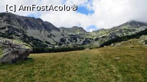 [P07] Forme erozionale glaciare în zona golului alpin înainte de ajunge la Lacul Bucura » foto by Lucien
 - 
<span class="allrVoted glyphicon glyphicon-heart hidden" id="av837423"></span>
<a class="m-l-10 hidden" id="sv837423" onclick="voting_Foto_DelVot(,837423,3180)" role="button">șterge vot <span class="glyphicon glyphicon-remove"></span></a>
<a id="v9837423" class=" c-red"  onclick="voting_Foto_SetVot(837423)" role="button"><span class="glyphicon glyphicon-heart-empty"></span> <b>LIKE</b> = Votează poza</a> <img class="hidden"  id="f837423W9" src="/imagini/loader.gif" border="0" /><span class="AjErrMes hidden" id="e837423ErM"></span>