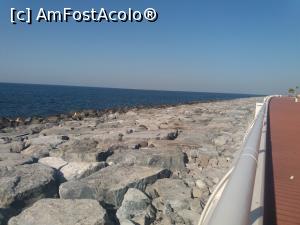 [P15] digul si parte din faleza de langa Hotel Atlantis » foto by roth
 - 
<span class="allrVoted glyphicon glyphicon-heart hidden" id="av823043"></span>
<a class="m-l-10 hidden" id="sv823043" onclick="voting_Foto_DelVot(,823043,3199)" role="button">șterge vot <span class="glyphicon glyphicon-remove"></span></a>
<a id="v9823043" class=" c-red"  onclick="voting_Foto_SetVot(823043)" role="button"><span class="glyphicon glyphicon-heart-empty"></span> <b>LIKE</b> = Votează poza</a> <img class="hidden"  id="f823043W9" src="/imagini/loader.gif" border="0" /><span class="AjErrMes hidden" id="e823043ErM"></span>