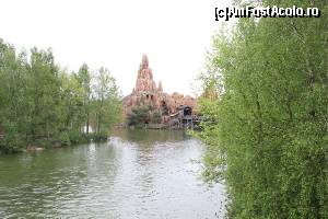 [P05] Plutind, spre Big Thunder Mountain » foto by IoanaV
 - 
<span class="allrVoted glyphicon glyphicon-heart hidden" id="av619522"></span>
<a class="m-l-10 hidden" id="sv619522" onclick="voting_Foto_DelVot(,619522,3203)" role="button">șterge vot <span class="glyphicon glyphicon-remove"></span></a>
<a id="v9619522" class=" c-red"  onclick="voting_Foto_SetVot(619522)" role="button"><span class="glyphicon glyphicon-heart-empty"></span> <b>LIKE</b> = Votează poza</a> <img class="hidden"  id="f619522W9" src="/imagini/loader.gif" border="0" /><span class="AjErrMes hidden" id="e619522ErM"></span>