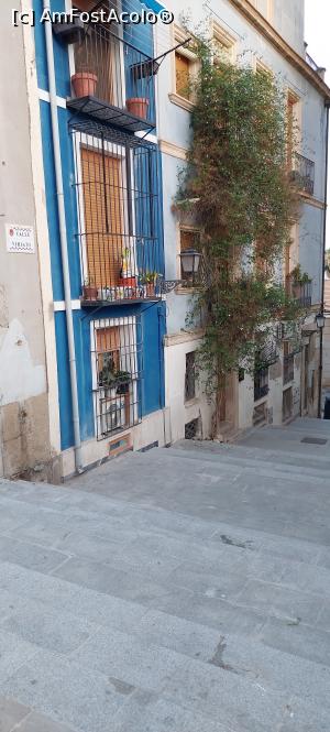 [P19] Barrio de Santa Cruz: Calle Viriato » foto by Carmen Ion
 - 
<span class="allrVoted glyphicon glyphicon-heart hidden" id="av1316900"></span>
<a class="m-l-10 hidden" id="sv1316900" onclick="voting_Foto_DelVot(,1316900,3218)" role="button">șterge vot <span class="glyphicon glyphicon-remove"></span></a>
<a id="v91316900" class=" c-red"  onclick="voting_Foto_SetVot(1316900)" role="button"><span class="glyphicon glyphicon-heart-empty"></span> <b>LIKE</b> = Votează poza</a> <img class="hidden"  id="f1316900W9" src="/imagini/loader.gif" border="0" /><span class="AjErrMes hidden" id="e1316900ErM"></span>