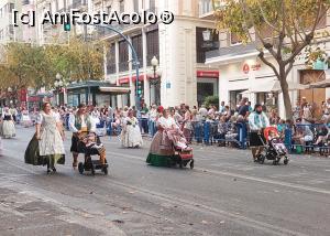 [P29] Parada de Hogueras de San Juan » foto by Carmen Ion
 - 
<span class="allrVoted glyphicon glyphicon-heart hidden" id="av1316910"></span>
<a class="m-l-10 hidden" id="sv1316910" onclick="voting_Foto_DelVot(,1316910,3218)" role="button">șterge vot <span class="glyphicon glyphicon-remove"></span></a>
<a id="v91316910" class=" c-red"  onclick="voting_Foto_SetVot(1316910)" role="button"><span class="glyphicon glyphicon-heart-empty"></span> <b>LIKE</b> = Votează poza</a> <img class="hidden"  id="f1316910W9" src="/imagini/loader.gif" border="0" /><span class="AjErrMes hidden" id="e1316910ErM"></span>