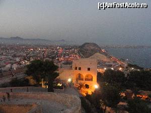 [P62] Alicante: Vedere din Castelul Santa Barbara cand se lasa seara.  » foto by zuftim
 - 
<span class="allrVoted glyphicon glyphicon-heart hidden" id="av599924"></span>
<a class="m-l-10 hidden" id="sv599924" onclick="voting_Foto_DelVot(,599924,3218)" role="button">șterge vot <span class="glyphicon glyphicon-remove"></span></a>
<a id="v9599924" class=" c-red"  onclick="voting_Foto_SetVot(599924)" role="button"><span class="glyphicon glyphicon-heart-empty"></span> <b>LIKE</b> = Votează poza</a> <img class="hidden"  id="f599924W9" src="/imagini/loader.gif" border="0" /><span class="AjErrMes hidden" id="e599924ErM"></span>