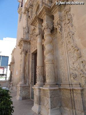 [P68] Alicante: biserica Santa Maria (detaliu)  » foto by zuftim
 - 
<span class="allrVoted glyphicon glyphicon-heart hidden" id="av599930"></span>
<a class="m-l-10 hidden" id="sv599930" onclick="voting_Foto_DelVot(,599930,3218)" role="button">șterge vot <span class="glyphicon glyphicon-remove"></span></a>
<a id="v9599930" class=" c-red"  onclick="voting_Foto_SetVot(599930)" role="button"><span class="glyphicon glyphicon-heart-empty"></span> <b>LIKE</b> = Votează poza</a> <img class="hidden"  id="f599930W9" src="/imagini/loader.gif" border="0" /><span class="AjErrMes hidden" id="e599930ErM"></span>