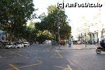 [P03] Avenida Principal, străjuită de bătrâni ficuşi. Vedere spre vest. » foto by Costi
 - 
<span class="allrVoted glyphicon glyphicon-heart hidden" id="av201417"></span>
<a class="m-l-10 hidden" id="sv201417" onclick="voting_Foto_DelVot(,201417,3219)" role="button">șterge vot <span class="glyphicon glyphicon-remove"></span></a>
<a id="v9201417" class=" c-red"  onclick="voting_Foto_SetVot(201417)" role="button"><span class="glyphicon glyphicon-heart-empty"></span> <b>LIKE</b> = Votează poza</a> <img class="hidden"  id="f201417W9" src="/imagini/loader.gif" border="0" /><span class="AjErrMes hidden" id="e201417ErM"></span>