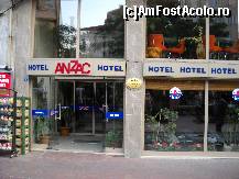 [P01] INTRAREA IN HOTEL » foto by manuta_1969
 - 
<span class="allrVoted glyphicon glyphicon-heart hidden" id="av100288"></span>
<a class="m-l-10 hidden" id="sv100288" onclick="voting_Foto_DelVot(,100288,3249)" role="button">șterge vot <span class="glyphicon glyphicon-remove"></span></a>
<a id="v9100288" class=" c-red"  onclick="voting_Foto_SetVot(100288)" role="button"><span class="glyphicon glyphicon-heart-empty"></span> <b>LIKE</b> = Votează poza</a> <img class="hidden"  id="f100288W9" src="/imagini/loader.gif" border="0" /><span class="AjErrMes hidden" id="e100288ErM"></span>