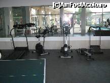 [P19] sala de fitness cu aparate functionale » foto by crys2010
 - 
<span class="allrVoted glyphicon glyphicon-heart hidden" id="av223081"></span>
<a class="m-l-10 hidden" id="sv223081" onclick="voting_Foto_DelVot(,223081,3250)" role="button">șterge vot <span class="glyphicon glyphicon-remove"></span></a>
<a id="v9223081" class=" c-red"  onclick="voting_Foto_SetVot(223081)" role="button"><span class="glyphicon glyphicon-heart-empty"></span> <b>LIKE</b> = Votează poza</a> <img class="hidden"  id="f223081W9" src="/imagini/loader.gif" border="0" /><span class="AjErrMes hidden" id="e223081ErM"></span>