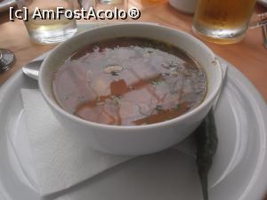 [P10] Farfurie cu ciorbă la restaurantul hotelului Delta. Alături, un pahar de whisky și de bere. Mi-e greu să-mi amintesc ce fel de ciorbă era.  » foto by crisbal
 - 
<span class="allrVoted glyphicon glyphicon-heart hidden" id="av887940"></span>
<a class="m-l-10 hidden" id="sv887940" onclick="voting_Foto_DelVot(,887940,3264)" role="button">șterge vot <span class="glyphicon glyphicon-remove"></span></a>
<a id="v9887940" class=" c-red"  onclick="voting_Foto_SetVot(887940)" role="button"><span class="glyphicon glyphicon-heart-empty"></span> <b>LIKE</b> = Votează poza</a> <img class="hidden"  id="f887940W9" src="/imagini/loader.gif" border="0" /><span class="AjErrMes hidden" id="e887940ErM"></span>