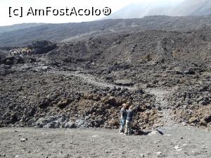 [P03] Reporter tv, cameraman şi, în depărtare, o echipă de cercetători pe Etna » foto by irinad
 - 
<span class="allrVoted glyphicon glyphicon-heart hidden" id="av873669"></span>
<a class="m-l-10 hidden" id="sv873669" onclick="voting_Foto_DelVot(,873669,3281)" role="button">șterge vot <span class="glyphicon glyphicon-remove"></span></a>
<a id="v9873669" class=" c-red"  onclick="voting_Foto_SetVot(873669)" role="button"><span class="glyphicon glyphicon-heart-empty"></span> <b>LIKE</b> = Votează poza</a> <img class="hidden"  id="f873669W9" src="/imagini/loader.gif" border="0" /><span class="AjErrMes hidden" id="e873669ErM"></span>