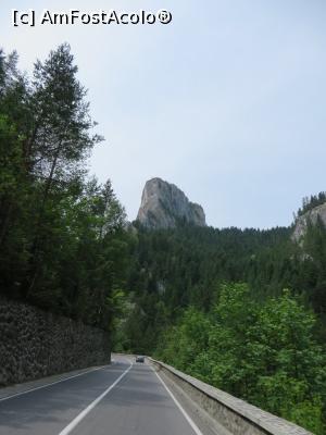[P11] În zare: Piatra Altarului.  » foto by tata123 🔱
 - 
<span class="allrVoted glyphicon glyphicon-heart hidden" id="av773558"></span>
<a class="m-l-10 hidden" id="sv773558" onclick="voting_Foto_DelVot(,773558,3314)" role="button">șterge vot <span class="glyphicon glyphicon-remove"></span></a>
<a id="v9773558" class=" c-red"  onclick="voting_Foto_SetVot(773558)" role="button"><span class="glyphicon glyphicon-heart-empty"></span> <b>LIKE</b> = Votează poza</a> <img class="hidden"  id="f773558W9" src="/imagini/loader.gif" border="0" /><span class="AjErrMes hidden" id="e773558ErM"></span>