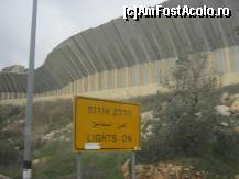 [P19] zid intre israel si cisiordania » foto by vgaby
 - 
<span class="allrVoted glyphicon glyphicon-heart hidden" id="av396170"></span>
<a class="m-l-10 hidden" id="sv396170" onclick="voting_Foto_DelVot(,396170,3380)" role="button">șterge vot <span class="glyphicon glyphicon-remove"></span></a>
<a id="v9396170" class=" c-red"  onclick="voting_Foto_SetVot(396170)" role="button"><span class="glyphicon glyphicon-heart-empty"></span> <b>LIKE</b> = Votează poza</a> <img class="hidden"  id="f396170W9" src="/imagini/loader.gif" border="0" /><span class="AjErrMes hidden" id="e396170ErM"></span>