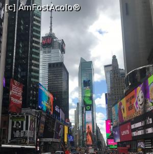 [P08] Times Square! » foto by sempreturist
 - 
<span class="allrVoted glyphicon glyphicon-heart hidden" id="av1344711"></span>
<a class="m-l-10 hidden" id="sv1344711" onclick="voting_Foto_DelVot(,1344711,3385)" role="button">șterge vot <span class="glyphicon glyphicon-remove"></span></a>
<a id="v91344711" class=" c-red"  onclick="voting_Foto_SetVot(1344711)" role="button"><span class="glyphicon glyphicon-heart-empty"></span> <b>LIKE</b> = Votează poza</a> <img class="hidden"  id="f1344711W9" src="/imagini/loader.gif" border="0" /><span class="AjErrMes hidden" id="e1344711ErM"></span>