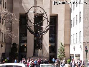 [P08] Statuia lui Atlas in Rockefeller Center - Manhattan/N. Y. City » foto by Dan-Ioan
 - 
<span class="allrVoted glyphicon glyphicon-heart hidden" id="av554641"></span>
<a class="m-l-10 hidden" id="sv554641" onclick="voting_Foto_DelVot(,554641,3385)" role="button">șterge vot <span class="glyphicon glyphicon-remove"></span></a>
<a id="v9554641" class=" c-red"  onclick="voting_Foto_SetVot(554641)" role="button"><span class="glyphicon glyphicon-heart-empty"></span> <b>LIKE</b> = Votează poza</a> <img class="hidden"  id="f554641W9" src="/imagini/loader.gif" border="0" /><span class="AjErrMes hidden" id="e554641ErM"></span>