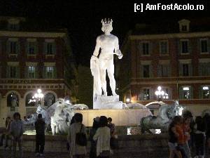 [P04] Fontaine du Soleil in Place Massena » foto by le_maitre
 - 
<span class="allrVoted glyphicon glyphicon-heart hidden" id="av365582"></span>
<a class="m-l-10 hidden" id="sv365582" onclick="voting_Foto_DelVot(,365582,3404)" role="button">șterge vot <span class="glyphicon glyphicon-remove"></span></a>
<a id="v9365582" class=" c-red"  onclick="voting_Foto_SetVot(365582)" role="button"><span class="glyphicon glyphicon-heart-empty"></span> <b>LIKE</b> = Votează poza</a> <img class="hidden"  id="f365582W9" src="/imagini/loader.gif" border="0" /><span class="AjErrMes hidden" id="e365582ErM"></span>