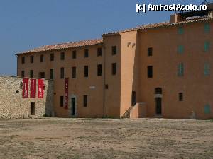 [P79] Cannes - Ile Sainte Marguerite-Fort Royal, cladirea care adaposteste Musee de la Mer si celulele » foto by le_maitre
 - 
<span class="allrVoted glyphicon glyphicon-heart hidden" id="av365657"></span>
<a class="m-l-10 hidden" id="sv365657" onclick="voting_Foto_DelVot(,365657,3404)" role="button">șterge vot <span class="glyphicon glyphicon-remove"></span></a>
<a id="v9365657" class=" c-red"  onclick="voting_Foto_SetVot(365657)" role="button"><span class="glyphicon glyphicon-heart-empty"></span> <b>LIKE</b> = Votează poza</a> <img class="hidden"  id="f365657W9" src="/imagini/loader.gif" border="0" /><span class="AjErrMes hidden" id="e365657ErM"></span>