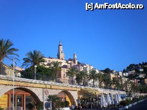 [P10] Menton - orasul vechi si basilica saint Michele » foto by Nicu Teusdea
 - 
<span class="allrVoted glyphicon glyphicon-heart hidden" id="av473528"></span>
<a class="m-l-10 hidden" id="sv473528" onclick="voting_Foto_DelVot(,473528,3404)" role="button">șterge vot <span class="glyphicon glyphicon-remove"></span></a>
<a id="v9473528" class=" c-red"  onclick="voting_Foto_SetVot(473528)" role="button"><span class="glyphicon glyphicon-heart-empty"></span> <b>LIKE</b> = Votează poza</a> <img class="hidden"  id="f473528W9" src="/imagini/loader.gif" border="0" /><span class="AjErrMes hidden" id="e473528ErM"></span>