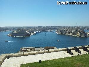 [P10] Upper Barakka Gardens in Valetta » foto by popescuionut
 - 
<span class="allrVoted glyphicon glyphicon-heart hidden" id="av340379"></span>
<a class="m-l-10 hidden" id="sv340379" onclick="voting_Foto_DelVot(,340379,3405)" role="button">șterge vot <span class="glyphicon glyphicon-remove"></span></a>
<a id="v9340379" class=" c-red"  onclick="voting_Foto_SetVot(340379)" role="button"><span class="glyphicon glyphicon-heart-empty"></span> <b>LIKE</b> = Votează poza</a> <img class="hidden"  id="f340379W9" src="/imagini/loader.gif" border="0" /><span class="AjErrMes hidden" id="e340379ErM"></span>