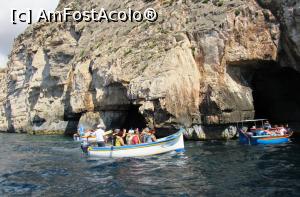 [P02] Barci pline cu turisti cercetand accidentele naturale ale tarmului » foto by Radu Tudoran
 - 
<span class="allrVoted glyphicon glyphicon-heart hidden" id="av812952"></span>
<a class="m-l-10 hidden" id="sv812952" onclick="voting_Foto_DelVot(,812952,3405)" role="button">șterge vot <span class="glyphicon glyphicon-remove"></span></a>
<a id="v9812952" class=" c-red"  onclick="voting_Foto_SetVot(812952)" role="button"><span class="glyphicon glyphicon-heart-empty"></span> <b>LIKE</b> = Votează poza</a> <img class="hidden"  id="f812952W9" src="/imagini/loader.gif" border="0" /><span class="AjErrMes hidden" id="e812952ErM"></span>