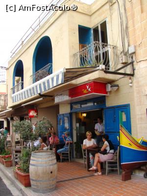 [P06] Terasa in Marsaxlokk. Greu de gasit masa libera.  » foto by Radu Tudoran
 - 
<span class="allrVoted glyphicon glyphicon-heart hidden" id="av813893"></span>
<a class="m-l-10 hidden" id="sv813893" onclick="voting_Foto_DelVot(,813893,3405)" role="button">șterge vot <span class="glyphicon glyphicon-remove"></span></a>
<a id="v9813893" class=" c-red"  onclick="voting_Foto_SetVot(813893)" role="button"><span class="glyphicon glyphicon-heart-empty"></span> <b>LIKE</b> = Votează poza</a> <img class="hidden"  id="f813893W9" src="/imagini/loader.gif" border="0" /><span class="AjErrMes hidden" id="e813893ErM"></span>