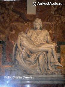 [P16] Basilica di San Pietro - 'Pieta' de Michelangelo » foto by cristinadumitru*
 - 
<span class="allrVoted glyphicon glyphicon-heart hidden" id="av21589"></span>
<a class="m-l-10 hidden" id="sv21589" onclick="voting_Foto_DelVot(,21589,3406)" role="button">șterge vot <span class="glyphicon glyphicon-remove"></span></a>
<a id="v921589" class=" c-red"  onclick="voting_Foto_SetVot(21589)" role="button"><span class="glyphicon glyphicon-heart-empty"></span> <b>LIKE</b> = Votează poza</a> <img class="hidden"  id="f21589W9" src="/imagini/loader.gif" border="0" /><span class="AjErrMes hidden" id="e21589ErM"></span>