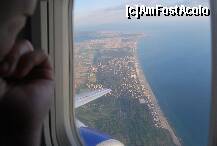 [P108] Arrivederci Roma, Goodbye, Au Revoir...
Mentre l'inglesina s'allontana
un ragazzinetto s'avvicina
va nella fontana, pesca un soldo, se ne va!
Arrivederci Roma! » foto by gophren
 - 
<span class="allrVoted glyphicon glyphicon-heart hidden" id="av202089"></span>
<a class="m-l-10 hidden" id="sv202089" onclick="voting_Foto_DelVot(,202089,3406)" role="button">șterge vot <span class="glyphicon glyphicon-remove"></span></a>
<a id="v9202089" class=" c-red"  onclick="voting_Foto_SetVot(202089)" role="button"><span class="glyphicon glyphicon-heart-empty"></span> <b>LIKE</b> = Votează poza</a> <img class="hidden"  id="f202089W9" src="/imagini/loader.gif" border="0" /><span class="AjErrMes hidden" id="e202089ErM"></span>