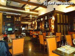 [P19] restaurant Il Vineto » foto by marocanu21
 - 
<span class="allrVoted glyphicon glyphicon-heart hidden" id="av485176"></span>
<a class="m-l-10 hidden" id="sv485176" onclick="voting_Foto_DelVot(,485176,3406)" role="button">șterge vot <span class="glyphicon glyphicon-remove"></span></a>
<a id="v9485176" class=" c-red"  onclick="voting_Foto_SetVot(485176)" role="button"><span class="glyphicon glyphicon-heart-empty"></span> <b>LIKE</b> = Votează poza</a> <img class="hidden"  id="f485176W9" src="/imagini/loader.gif" border="0" /><span class="AjErrMes hidden" id="e485176ErM"></span>