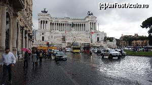[P18] Piata Venetia. Cam ploua!  » foto by ania
 - 
<span class="allrVoted glyphicon glyphicon-heart hidden" id="av600584"></span>
<a class="m-l-10 hidden" id="sv600584" onclick="voting_Foto_DelVot(,600584,3406)" role="button">șterge vot <span class="glyphicon glyphicon-remove"></span></a>
<a id="v9600584" class=" c-red"  onclick="voting_Foto_SetVot(600584)" role="button"><span class="glyphicon glyphicon-heart-empty"></span> <b>LIKE</b> = Votează poza</a> <img class="hidden"  id="f600584W9" src="/imagini/loader.gif" border="0" /><span class="AjErrMes hidden" id="e600584ErM"></span>