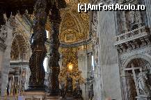 [P21] Coloanele spiralate ale lui Baldacchino au fost facute din piesele decorative luate de la porticul din Panteon » foto by Muffin2009*
 - 
<span class="allrVoted glyphicon glyphicon-heart hidden" id="av323381"></span>
<a class="m-l-10 hidden" id="sv323381" onclick="voting_Foto_DelVot(,323381,3406)" role="button">șterge vot <span class="glyphicon glyphicon-remove"></span></a>
<a id="v9323381" class=" c-red"  onclick="voting_Foto_SetVot(323381)" role="button"><span class="glyphicon glyphicon-heart-empty"></span> <b>LIKE</b> = Votează poza</a> <img class="hidden"  id="f323381W9" src="/imagini/loader.gif" border="0" /><span class="AjErrMes hidden" id="e323381ErM"></span>