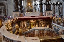 [P23] Baldacchino si cripta Sfantului Petru » foto by Muffin2009*
 - 
<span class="allrVoted glyphicon glyphicon-heart hidden" id="av323383"></span>
<a class="m-l-10 hidden" id="sv323383" onclick="voting_Foto_DelVot(,323383,3406)" role="button">șterge vot <span class="glyphicon glyphicon-remove"></span></a>
<a id="v9323383" class=" c-red"  onclick="voting_Foto_SetVot(323383)" role="button"><span class="glyphicon glyphicon-heart-empty"></span> <b>LIKE</b> = Votează poza</a> <img class="hidden"  id="f323383W9" src="/imagini/loader.gif" border="0" /><span class="AjErrMes hidden" id="e323383ErM"></span>