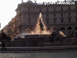 [P24] Piazza Repubblica. Măcar o secundă de frumusețe romană spre apus.  » foto by ariciu*
 - 
<span class="allrVoted glyphicon glyphicon-heart hidden" id="av488095"></span>
<a class="m-l-10 hidden" id="sv488095" onclick="voting_Foto_DelVot(,488095,3406)" role="button">șterge vot <span class="glyphicon glyphicon-remove"></span></a>
<a id="v9488095" class=" c-red"  onclick="voting_Foto_SetVot(488095)" role="button"><span class="glyphicon glyphicon-heart-empty"></span> <b>LIKE</b> = Votează poza</a> <img class="hidden"  id="f488095W9" src="/imagini/loader.gif" border="0" /><span class="AjErrMes hidden" id="e488095ErM"></span>