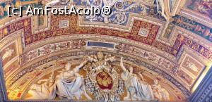 [P27] Musei Vaticano. » foto by VasiuM
 - 
<span class="allrVoted glyphicon glyphicon-heart hidden" id="av1163803"></span>
<a class="m-l-10 hidden" id="sv1163803" onclick="voting_Foto_DelVot(,1163803,3406)" role="button">șterge vot <span class="glyphicon glyphicon-remove"></span></a>
<a id="v91163803" class=" c-red"  onclick="voting_Foto_SetVot(1163803)" role="button"><span class="glyphicon glyphicon-heart-empty"></span> <b>LIKE</b> = Votează poza</a> <img class="hidden"  id="f1163803W9" src="/imagini/loader.gif" border="0" /><span class="AjErrMes hidden" id="e1163803ErM"></span>