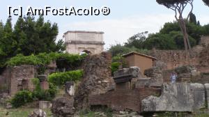 [P43] Ruine, iar ruine prin Forumul Roman. Zaresc Arcul lui Titus.  » foto by ovidiuyepi
 - 
<span class="allrVoted glyphicon glyphicon-heart hidden" id="av969611"></span>
<a class="m-l-10 hidden" id="sv969611" onclick="voting_Foto_DelVot(,969611,3406)" role="button">șterge vot <span class="glyphicon glyphicon-remove"></span></a>
<a id="v9969611" class=" c-red"  onclick="voting_Foto_SetVot(969611)" role="button"><span class="glyphicon glyphicon-heart-empty"></span> <b>LIKE</b> = Votează poza</a> <img class="hidden"  id="f969611W9" src="/imagini/loader.gif" border="0" /><span class="AjErrMes hidden" id="e969611ErM"></span>