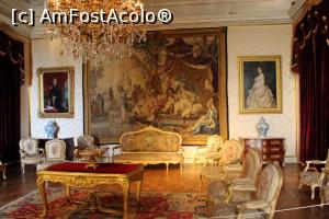 [P39] Lisboa, Palacio Nacional da Ajuda, Sala Doamnelor din Corpul Diplomatic » foto by mprofeanu
 - 
<span class="allrVoted glyphicon glyphicon-heart hidden" id="av1005831"></span>
<a class="m-l-10 hidden" id="sv1005831" onclick="voting_Foto_DelVot(,1005831,3414)" role="button">șterge vot <span class="glyphicon glyphicon-remove"></span></a>
<a id="v91005831" class=" c-red"  onclick="voting_Foto_SetVot(1005831)" role="button"><span class="glyphicon glyphicon-heart-empty"></span> <b>LIKE</b> = Votează poza</a> <img class="hidden"  id="f1005831W9" src="/imagini/loader.gif" border="0" /><span class="AjErrMes hidden" id="e1005831ErM"></span>