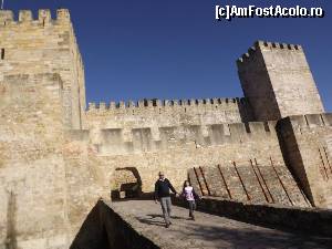 [P16] Castelul Sao Jorge » foto by robert
 - 
<span class="allrVoted glyphicon glyphicon-heart hidden" id="av588736"></span>
<a class="m-l-10 hidden" id="sv588736" onclick="voting_Foto_DelVot(,588736,3414)" role="button">șterge vot <span class="glyphicon glyphicon-remove"></span></a>
<a id="v9588736" class=" c-red"  onclick="voting_Foto_SetVot(588736)" role="button"><span class="glyphicon glyphicon-heart-empty"></span> <b>LIKE</b> = Votează poza</a> <img class="hidden"  id="f588736W9" src="/imagini/loader.gif" border="0" /><span class="AjErrMes hidden" id="e588736ErM"></span>