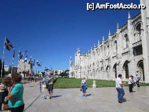 [P11] Manastirea Jeronimos, una dintrecele mai mari din Europa si cea mai frumoasa, care am vazut-o vreodata » foto by bica adriana
 - 
<span class="allrVoted glyphicon glyphicon-heart hidden" id="av513525"></span>
<a class="m-l-10 hidden" id="sv513525" onclick="voting_Foto_DelVot(,513525,3414)" role="button">șterge vot <span class="glyphicon glyphicon-remove"></span></a>
<a id="v9513525" class=" c-red"  onclick="voting_Foto_SetVot(513525)" role="button"><span class="glyphicon glyphicon-heart-empty"></span> <b>LIKE</b> = Votează poza</a> <img class="hidden"  id="f513525W9" src="/imagini/loader.gif" border="0" /><span class="AjErrMes hidden" id="e513525ErM"></span>