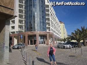 [P05] 'Sediul central 'l-am avut pe Costa da Caparica (10 km de Lisabona), la hotelul cu acelasi nume (5o m pana la Oceanul Atlantic)  » foto by bica adriana
 - 
<span class="allrVoted glyphicon glyphicon-heart hidden" id="av513519"></span>
<a class="m-l-10 hidden" id="sv513519" onclick="voting_Foto_DelVot(,513519,3414)" role="button">șterge vot <span class="glyphicon glyphicon-remove"></span></a>
<a id="v9513519" class=" c-red"  onclick="voting_Foto_SetVot(513519)" role="button"><span class="glyphicon glyphicon-heart-empty"></span> <b>LIKE</b> = Votează poza</a> <img class="hidden"  id="f513519W9" src="/imagini/loader.gif" border="0" /><span class="AjErrMes hidden" id="e513519ErM"></span>
