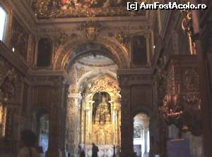 [P29] Interiorul de la Igreja Madre de Deus, în fosta mănăstire care adăposteşte acum museu do Azulejo.  » foto by Carmen Ion
 - 
<span class="allrVoted glyphicon glyphicon-heart hidden" id="av613071"></span>
<a class="m-l-10 hidden" id="sv613071" onclick="voting_Foto_DelVot(,613071,3414)" role="button">șterge vot <span class="glyphicon glyphicon-remove"></span></a>
<a id="v9613071" class=" c-red"  onclick="voting_Foto_SetVot(613071)" role="button"><span class="glyphicon glyphicon-heart-empty"></span> <b>LIKE</b> = Votează poza</a> <img class="hidden"  id="f613071W9" src="/imagini/loader.gif" border="0" /><span class="AjErrMes hidden" id="e613071ErM"></span>