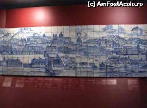 [P33] O altă porţiune din cel mai cunoscut exponat de la Museu do Azulejo: 'Panoul Lisabona'.  » foto by Carmen Ion
 - 
<span class="allrVoted glyphicon glyphicon-heart hidden" id="av613077"></span>
<a class="m-l-10 hidden" id="sv613077" onclick="voting_Foto_DelVot(,613077,3414)" role="button">șterge vot <span class="glyphicon glyphicon-remove"></span></a>
<a id="v9613077" class=" c-red"  onclick="voting_Foto_SetVot(613077)" role="button"><span class="glyphicon glyphicon-heart-empty"></span> <b>LIKE</b> = Votează poza</a> <img class="hidden"  id="f613077W9" src="/imagini/loader.gif" border="0" /><span class="AjErrMes hidden" id="e613077ErM"></span>