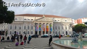 [P40] 29 dec. 2022.

Clădirea Teatrului Național Dona Maria II din Praca Dom Pedro IV (Rossio). » foto by ovidiuyepi
 - 
<span class="allrVoted glyphicon glyphicon-heart hidden" id="av1395628"></span>
<a class="m-l-10 hidden" id="sv1395628" onclick="voting_Foto_DelVot(,1395628,3414)" role="button">șterge vot <span class="glyphicon glyphicon-remove"></span></a>
<a id="v91395628" class=" c-red"  onclick="voting_Foto_SetVot(1395628)" role="button"><span class="glyphicon glyphicon-heart-empty"></span> <b>LIKE</b> = Votează poza</a> <img class="hidden"  id="f1395628W9" src="/imagini/loader.gif" border="0" /><span class="AjErrMes hidden" id="e1395628ErM"></span>