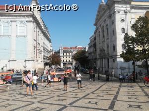 [P37] Chiado - Largo do Chiado » foto by Mika
 - 
<span class="allrVoted glyphicon glyphicon-heart hidden" id="av1121759"></span>
<a class="m-l-10 hidden" id="sv1121759" onclick="voting_Foto_DelVot(,1121759,3414)" role="button">șterge vot <span class="glyphicon glyphicon-remove"></span></a>
<a id="v91121759" class=" c-red"  onclick="voting_Foto_SetVot(1121759)" role="button"><span class="glyphicon glyphicon-heart-empty"></span> <b>LIKE</b> = Votează poza</a> <img class="hidden"  id="f1121759W9" src="/imagini/loader.gif" border="0" /><span class="AjErrMes hidden" id="e1121759ErM"></span>