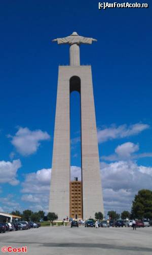 [P03] Statuia Cristo Rei, văzută din spate, din parcarea pentru vizitatori.  » foto by Costi
 - 
<span class="allrVoted glyphicon glyphicon-heart hidden" id="av503050"></span>
<a class="m-l-10 hidden" id="sv503050" onclick="voting_Foto_DelVot(,503050,3414)" role="button">șterge vot <span class="glyphicon glyphicon-remove"></span></a>
<a id="v9503050" class=" c-red"  onclick="voting_Foto_SetVot(503050)" role="button"><span class="glyphicon glyphicon-heart-empty"></span> <b>LIKE</b> = Votează poza</a> <img class="hidden"  id="f503050W9" src="/imagini/loader.gif" border="0" /><span class="AjErrMes hidden" id="e503050ErM"></span>