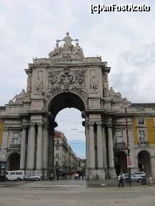 [P04] Arco da Rua Augusta in piata comertului. » foto by Michi
 - 
<span class="allrVoted glyphicon glyphicon-heart hidden" id="av170326"></span>
<a class="m-l-10 hidden" id="sv170326" onclick="voting_Foto_DelVot(,170326,3414)" role="button">șterge vot <span class="glyphicon glyphicon-remove"></span></a>
<a id="v9170326" class=" c-red"  onclick="voting_Foto_SetVot(170326)" role="button"><span class="glyphicon glyphicon-heart-empty"></span> <b>LIKE</b> = Votează poza</a> <img class="hidden"  id="f170326W9" src="/imagini/loader.gif" border="0" /><span class="AjErrMes hidden" id="e170326ErM"></span>