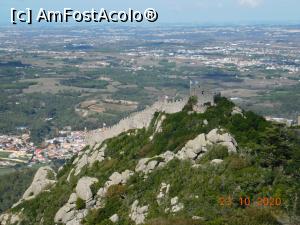 [P32] Castelul Maurilor, Sintra, văzut de la Palatul Pena » foto by irinad
 - 
<span class="allrVoted glyphicon glyphicon-heart hidden" id="av1220117"></span>
<a class="m-l-10 hidden" id="sv1220117" onclick="voting_Foto_DelVot(,1220117,3414)" role="button">șterge vot <span class="glyphicon glyphicon-remove"></span></a>
<a id="v91220117" class=" c-red"  onclick="voting_Foto_SetVot(1220117)" role="button"><span class="glyphicon glyphicon-heart-empty"></span> <b>LIKE</b> = Votează poza</a> <img class="hidden"  id="f1220117W9" src="/imagini/loader.gif" border="0" /><span class="AjErrMes hidden" id="e1220117ErM"></span>