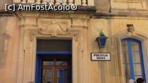 [P23] Mdina. Sediul Politiei din Palatul Maltacom. » foto by ovidiuyepi
 - 
<span class="allrVoted glyphicon glyphicon-heart hidden" id="av1223233"></span>
<a class="m-l-10 hidden" id="sv1223233" onclick="voting_Foto_DelVot(,1223233,3421)" role="button">șterge vot <span class="glyphicon glyphicon-remove"></span></a>
<a id="v91223233" class=" c-red"  onclick="voting_Foto_SetVot(1223233)" role="button"><span class="glyphicon glyphicon-heart-empty"></span> <b>LIKE</b> = Votează poza</a> <img class="hidden"  id="f1223233W9" src="/imagini/loader.gif" border="0" /><span class="AjErrMes hidden" id="e1223233ErM"></span>