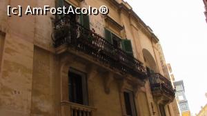 [P29] Casa cu balcon din fier forjat la Mdina. » foto by ovidiuyepi
 - 
<span class="allrVoted glyphicon glyphicon-heart hidden" id="av1223239"></span>
<a class="m-l-10 hidden" id="sv1223239" onclick="voting_Foto_DelVot(,1223239,3421)" role="button">șterge vot <span class="glyphicon glyphicon-remove"></span></a>
<a id="v91223239" class=" c-red"  onclick="voting_Foto_SetVot(1223239)" role="button"><span class="glyphicon glyphicon-heart-empty"></span> <b>LIKE</b> = Votează poza</a> <img class="hidden"  id="f1223239W9" src="/imagini/loader.gif" border="0" /><span class="AjErrMes hidden" id="e1223239ErM"></span>