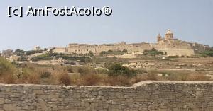 [P01] Mdina e situata in centrul insulei, construita pe un deal inalt de unde domina campia ce se intinde la poalele ei, oferind in acelasi timp o vedere uimitoare asupra satelor din jur, pana la Mediterana. » foto by geani anto
 - 
<span class="allrVoted glyphicon glyphicon-heart hidden" id="av1256492"></span>
<a class="m-l-10 hidden" id="sv1256492" onclick="voting_Foto_DelVot(,1256492,3421)" role="button">șterge vot <span class="glyphicon glyphicon-remove"></span></a>
<a id="v91256492" class=" c-red"  onclick="voting_Foto_SetVot(1256492)" role="button"><span class="glyphicon glyphicon-heart-empty"></span> <b>LIKE</b> = Votează poza</a> <img class="hidden"  id="f1256492W9" src="/imagini/loader.gif" border="0" /><span class="AjErrMes hidden" id="e1256492ErM"></span>