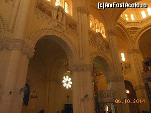 [P09] Gozo - Biserica 'Our Lady of Ta' Pinu', vedere din interior.  » foto by iulianic
 - 
<span class="allrVoted glyphicon glyphicon-heart hidden" id="av575999"></span>
<a class="m-l-10 hidden" id="sv575999" onclick="voting_Foto_DelVot(,575999,3422)" role="button">șterge vot <span class="glyphicon glyphicon-remove"></span></a>
<a id="v9575999" class=" c-red"  onclick="voting_Foto_SetVot(575999)" role="button"><span class="glyphicon glyphicon-heart-empty"></span> <b>LIKE</b> = Votează poza</a> <img class="hidden"  id="f575999W9" src="/imagini/loader.gif" border="0" /><span class="AjErrMes hidden" id="e575999ErM"></span>