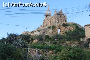 [P04] Malta, Insula Gozo, Ghajnsielem, Biserica Madona din Lourdes, se văd și scările pe unde am urcat și Nișa din stâncă unde este statuia Maicii Domnului din Lourdes » foto by mprofeanu
 - 
<span class="allrVoted glyphicon glyphicon-heart hidden" id="av1275903"></span>
<a class="m-l-10 hidden" id="sv1275903" onclick="voting_Foto_DelVot(,1275903,3422)" role="button">șterge vot <span class="glyphicon glyphicon-remove"></span></a>
<a id="v91275903" class=" c-red"  onclick="voting_Foto_SetVot(1275903)" role="button"><span class="glyphicon glyphicon-heart-empty"></span> <b>LIKE</b> = Votează poza</a> <img class="hidden"  id="f1275903W9" src="/imagini/loader.gif" border="0" /><span class="AjErrMes hidden" id="e1275903ErM"></span>