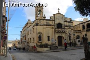 [P52] Malta, Insula Gozo, Victoria, Biserica Sfântul Iacob, lângă ea Centrul de Informare Turistică » foto by mprofeanu
 - 
<span class="allrVoted glyphicon glyphicon-heart hidden" id="av1275951"></span>
<a class="m-l-10 hidden" id="sv1275951" onclick="voting_Foto_DelVot(,1275951,3422)" role="button">șterge vot <span class="glyphicon glyphicon-remove"></span></a>
<a id="v91275951" class=" c-red"  onclick="voting_Foto_SetVot(1275951)" role="button"><span class="glyphicon glyphicon-heart-empty"></span> <b>LIKE</b> = Votează poza</a> <img class="hidden"  id="f1275951W9" src="/imagini/loader.gif" border="0" /><span class="AjErrMes hidden" id="e1275951ErM"></span>