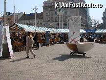 [P14] Piata Ban Josip Jelacic - preturile sunt negociabile » foto by ms65
 - 
<span class="allrVoted glyphicon glyphicon-heart hidden" id="av49779"></span>
<a class="m-l-10 hidden" id="sv49779" onclick="voting_Foto_DelVot(,49779,3430)" role="button">șterge vot <span class="glyphicon glyphicon-remove"></span></a>
<a id="v949779" class=" c-red"  onclick="voting_Foto_SetVot(49779)" role="button"><span class="glyphicon glyphicon-heart-empty"></span> <b>LIKE</b> = Votează poza</a> <img class="hidden"  id="f49779W9" src="/imagini/loader.gif" border="0" /><span class="AjErrMes hidden" id="e49779ErM"></span>
